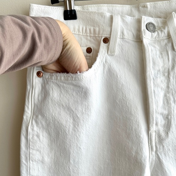 Levi’s 501 Women’s White Skinny Jeans, Button Fly Pants, Size Small - Picture 8 of 16